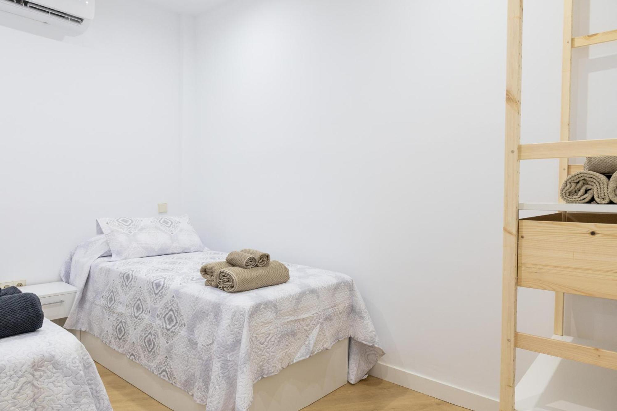 Excelente Apartamento Familiar Madrid Centro Exteriör bild